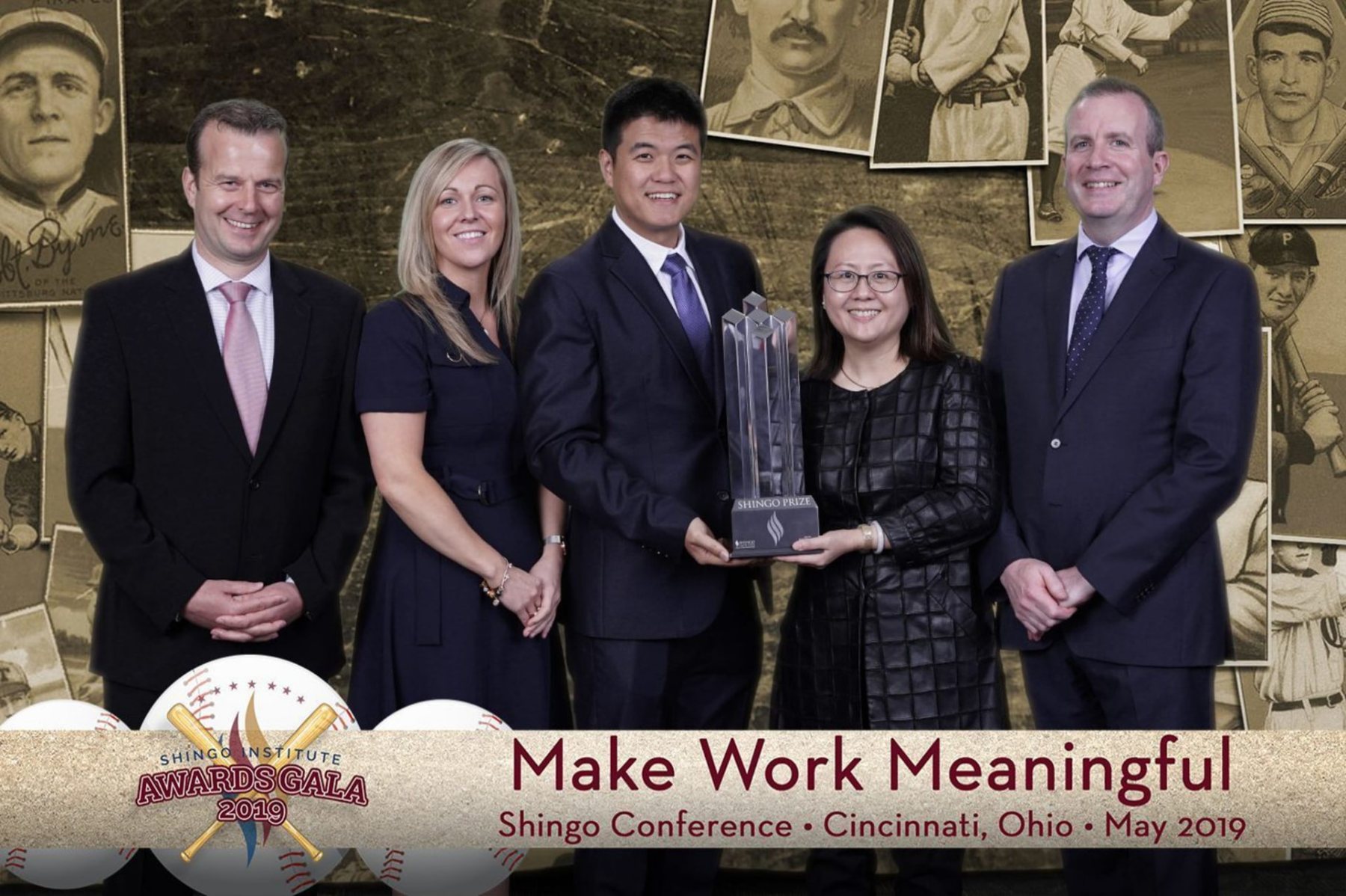 Kevin Zhang with the Abbott Singapore plant team celebrating the Shingo Prize